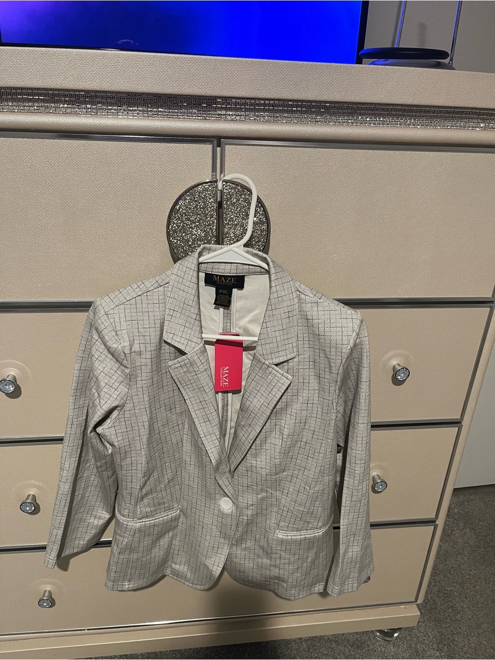 MAZE Light Gray Windowpane Single-Button Blazer